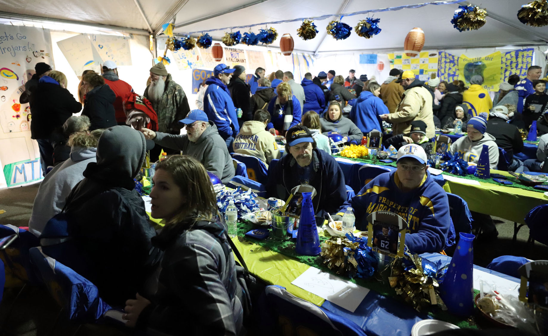 Maroa Forsyth Tailgate